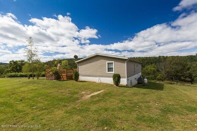 404 Coolbaugh Mountain Rd, Falls, PA 18615 - photo 7