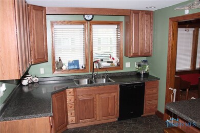 501 S Defiance St, Archbold, OH 43502 - photo 2