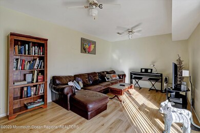 11-Family Room