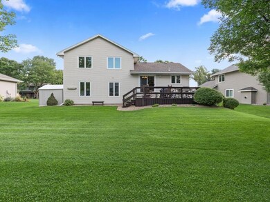 Beautifully kept yard