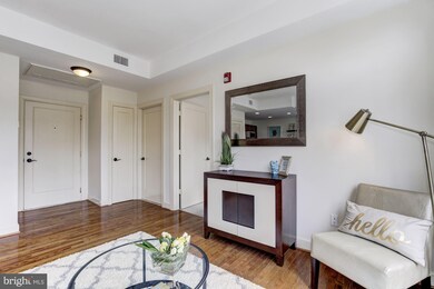 2902 Porter St NW unit 35, Washington, DC 20008 - photo 4