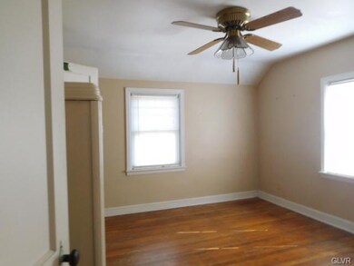 509 Oakwood St, Easton, PA 18045 - photo 7