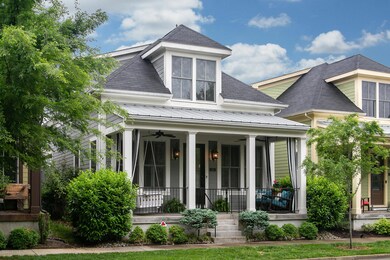 9512 Delphinium St-3