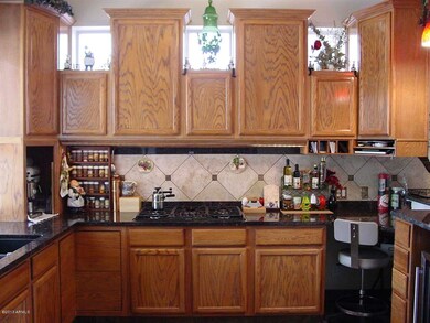 Kitchen 4
