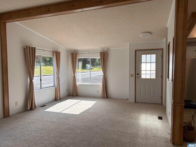 Front Entrance to Main Living Area