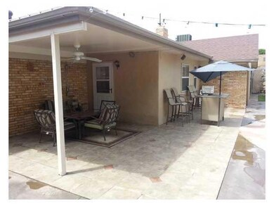 10273 Bush Ln, El Paso, TX 79925 - photo 4