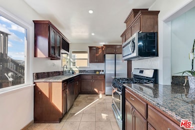 11924 Daleside Ave, Hawthorne, CA 90250 - photo 7