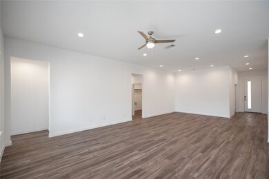 13325 Big Sky Ct, Conroe, TX 77384 - photo 4