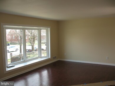 2116 Chapman Rd, Hyattsville, MD 20783 - photo 2