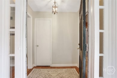 434 E 60th St, Savannah, GA 31405 - photo 4