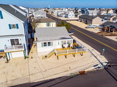 302 6th Ave Ortley Beach NJ-large-002-00