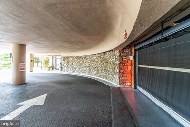 The Riviera unit 605, Bethesda, MD 20815 - photo 6