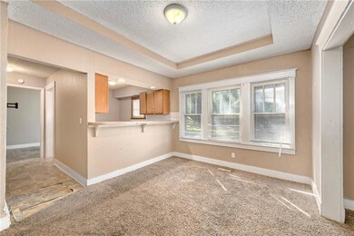 7041 Walrond Ave, Kansas City, MO 64132 - photo 4