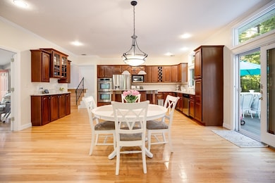 18 Poplar St, Sudbury, MA 01776 - photo 2