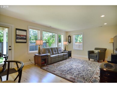 1676 Gilham Rd, Eugene, OR 97401 - photo 6