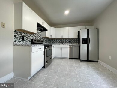 7512 Clemson Ct unit 90, Manassas, VA 20109 - photo 2