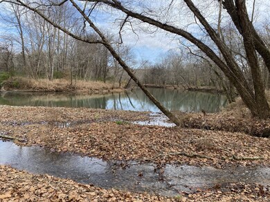 0 Country Club Dr unit RTC2462978, Linden, TN 37096 - photo 2