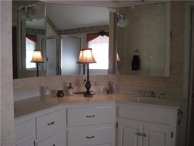 Master Bath/Spa. The master bath is a very welcomi