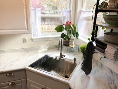 21370 Starling Dr, Bend, OR 97701 - photo 6