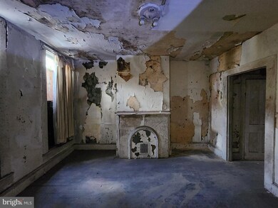 2429 Francis St, Baltimore, MD 21217 - photo 4