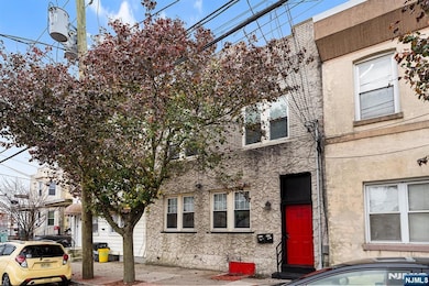 402 Cliff St, Fairview, NJ 07022 - photo 3