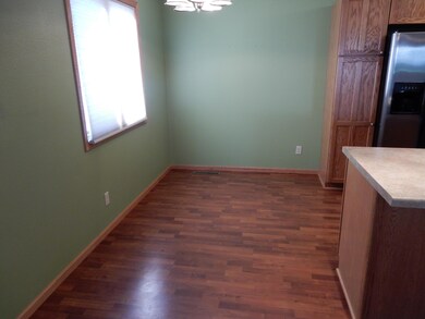 2519 11th Ave S unit 3, Grand Forks, ND 58201 - photo 5