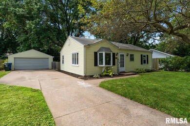 3203 W 69th St, Davenport, IA 52806 - photo 2