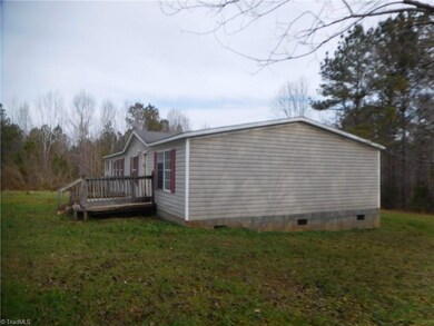 4011 Oak Tree Rd, Asheboro, NC 27205 - photo 3