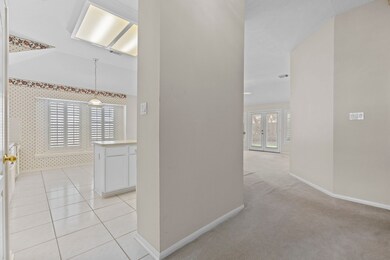 7011 Brook Run Ln, Houston, TX 77040 - photo 5