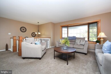 226 Midway Dr, Morrisville, PA 19067 - photo 4