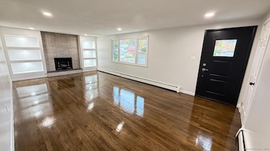 826 Brewer St, East Hartford, CT 06118 - photo 3