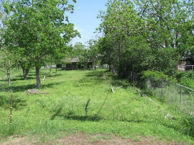 110 Huntington Rd, Rosenberg, TX 77471 - photo 5