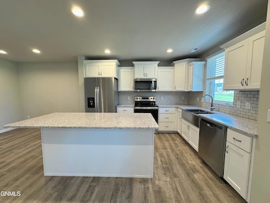 770F00DC-FFE1-47F6-A001-4F140D5B0AE9