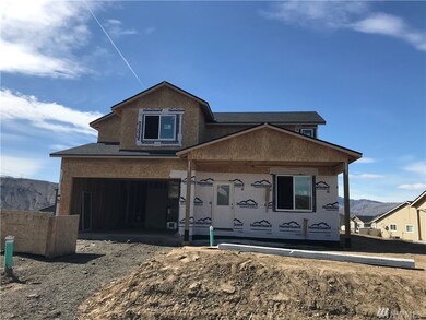 374 S Nevada Ave, East Wenatchee, WA 98802 - photo 2
