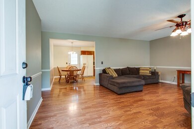 1309 Glenoaks Rd, Shelbyville, TN 37160 - photo 4