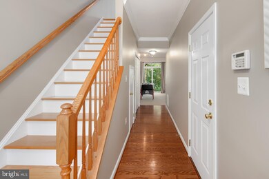 14233 Legend Glen Ct, Gainesville, VA 20155 - photo 4