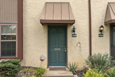 6198 Stornoway Dr S unit 6198, Columbus, OH 43213 - photo 4