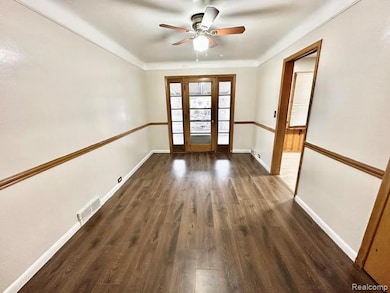 7246 Edward, Center Line, MI 48015 - photo 3