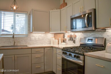 4088 Calhoun St-27