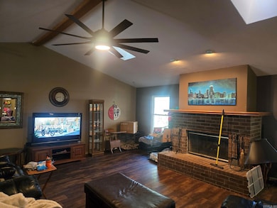 909 S Shobe Rd, Bryant, AR 72022 - photo 2