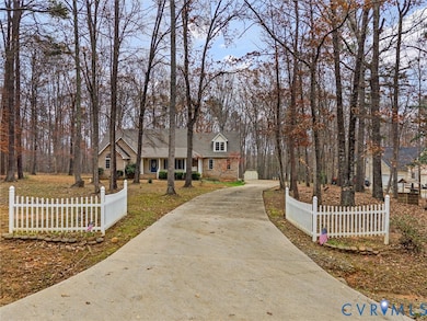 10525 Dutchess Ln, Amelia Court House, VA 23002 - photo 4
