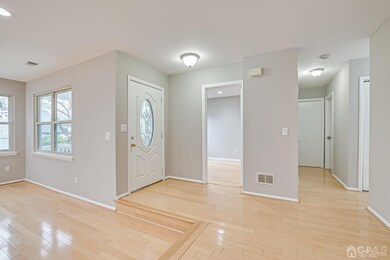 4 Sagamore Ave, Edison, NJ 08820 - photo 7