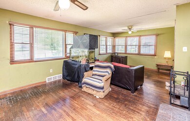 701 Clinkscales (5)