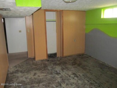 8201 Ardenia Ln, Louisville, KY 40228 - photo 5