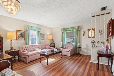 6221 Alexon Dr, Jacksonville, FL 32210 - photo 6