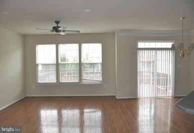 12567 Royal Wolf Place, Fairfax, VA 22030 - photo 3