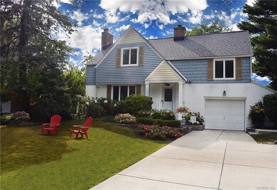 Welcome HOME to Paradise!