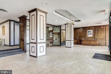 Columbia Condominiums unit 412, Arlington, VA 22204 - photo 2