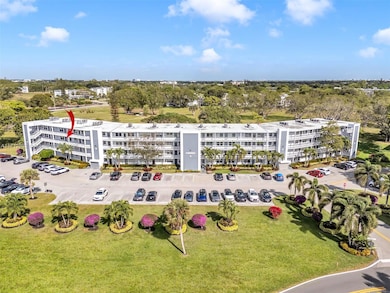 3003 Lyndhurst H, Deerfield Beach, FL 33442 - photo 4