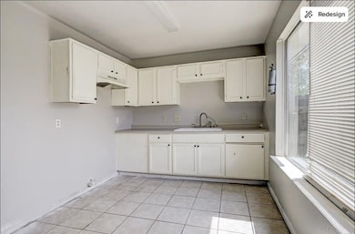 3014 Windy Royal Dr, Houston, TX 77045 - photo 5